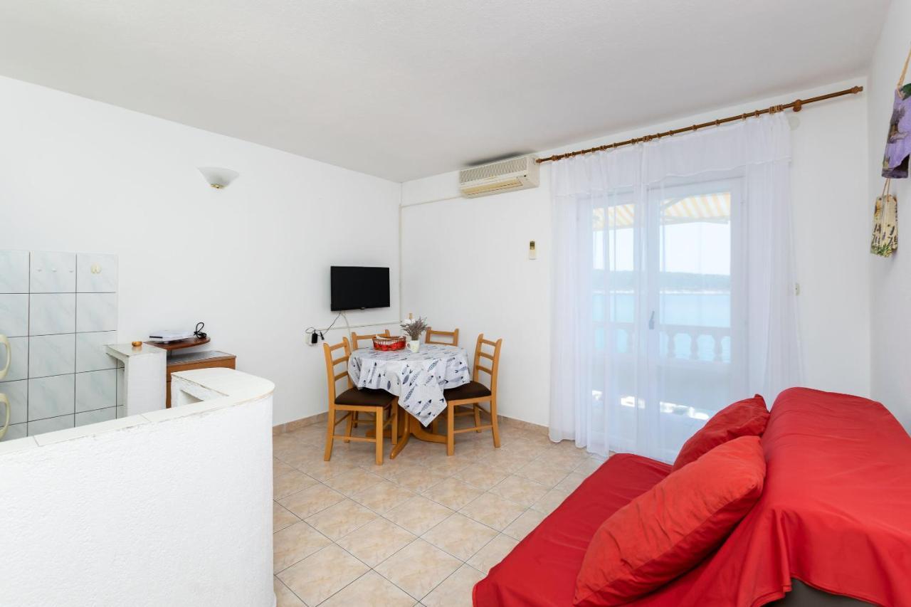 Apartments Biserka Barbat na Rabu Eksteriør billede