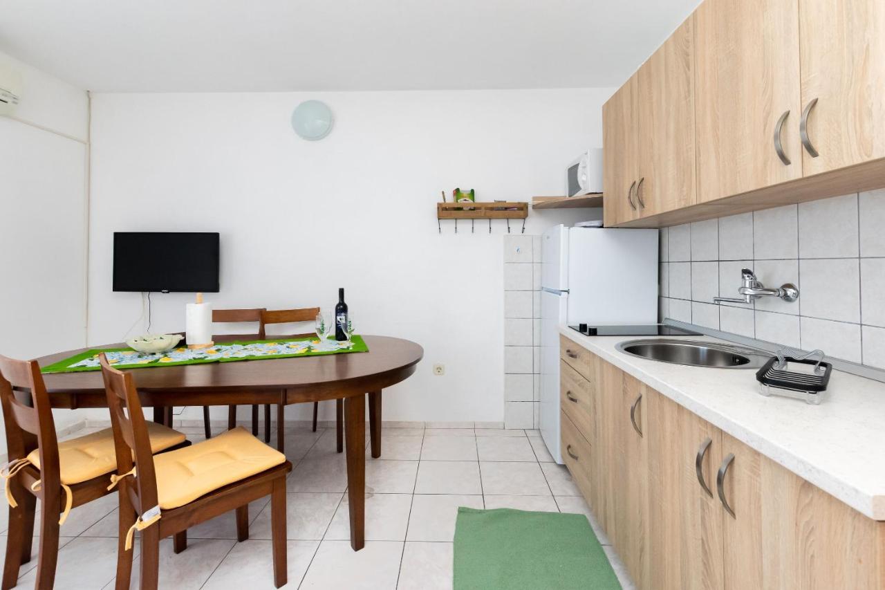 Apartments Biserka Barbat na Rabu Eksteriør billede